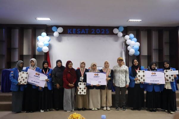 Mahasiswa Universitas Muhammadiyah Palu Raih Juara II pada Kompetisi Cerdas Tangkas Kesehatan (KESAT) 2025